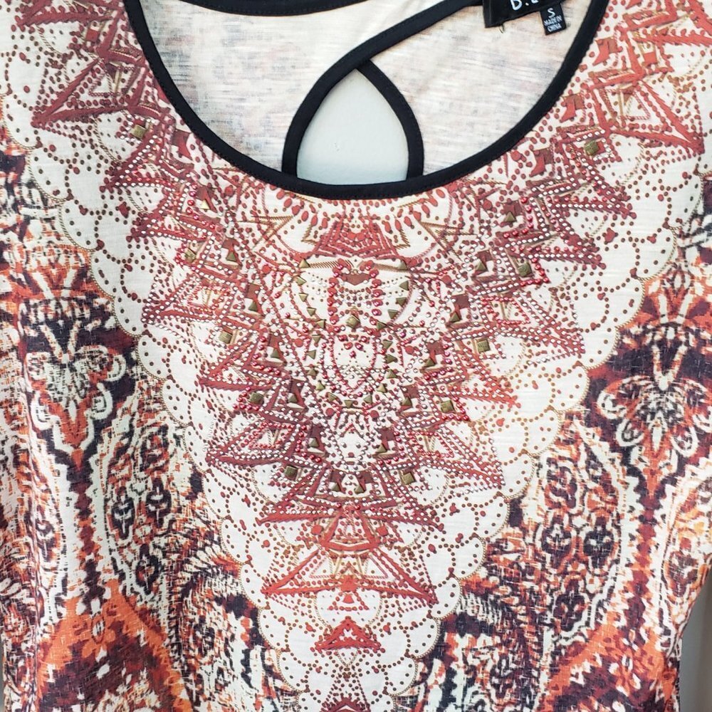 B.L.E.U. Top Size Small Beige - Picture 3 of 5